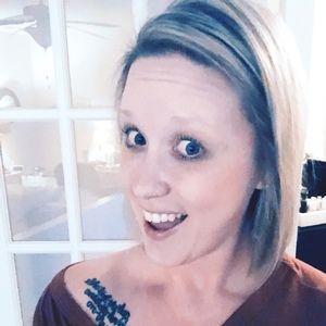 Meet your Posher, Kelley